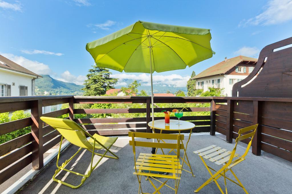 Logis La Charpenterie Hotell Talloires Eksteriør bilde