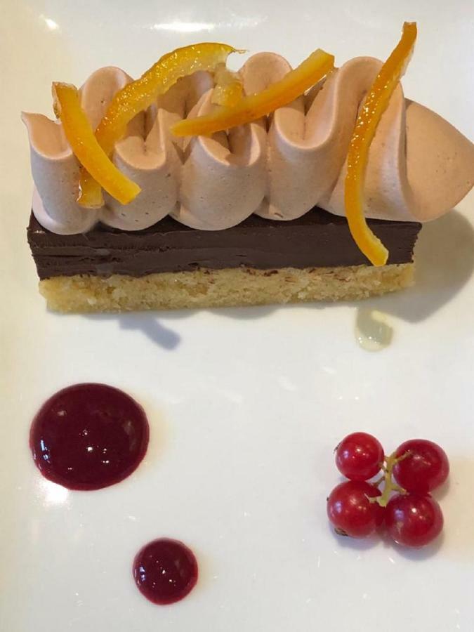 Logis La Charpenterie Hotell Talloires Eksteriør bilde